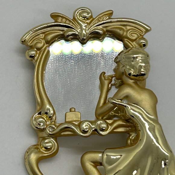Vintage Gold-Tone Vanity Brooch With Lady At Dressing Table Mirror Design - Picture 4 of 13